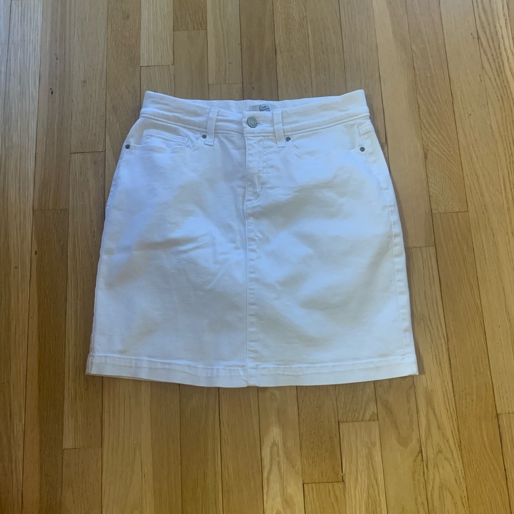 SOLD Croft & Barrow Skort